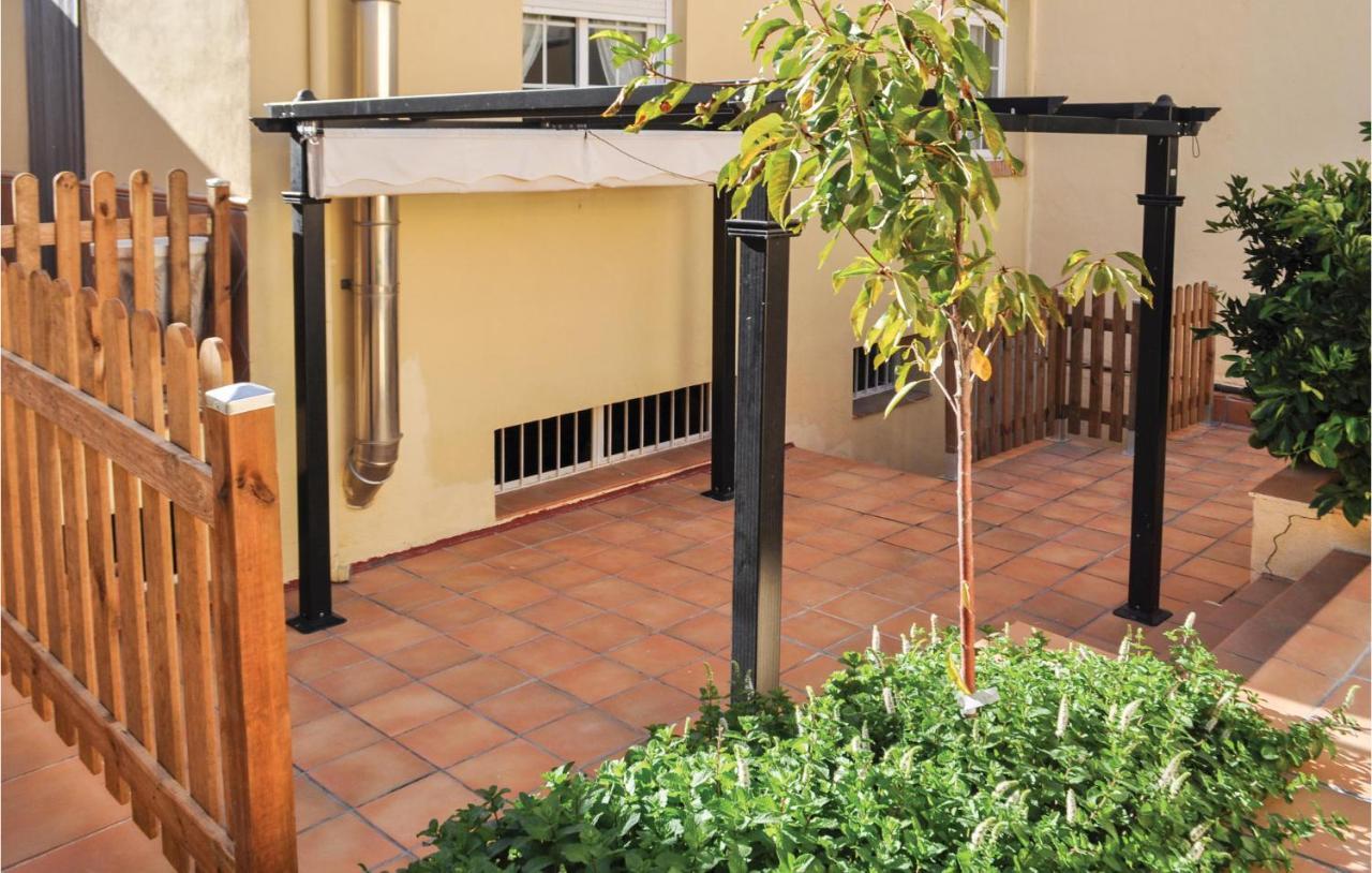 Cozy Home In Olivares With Outdoor Swimming Pool Esterno foto