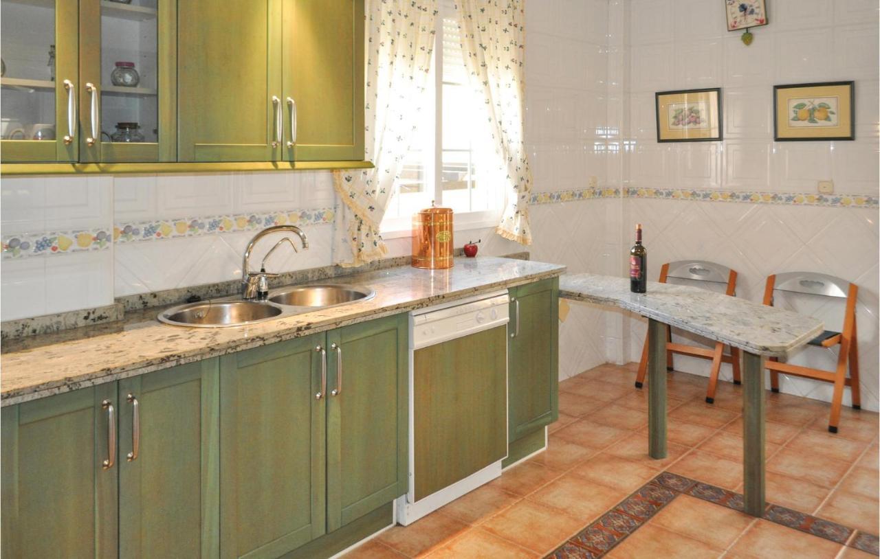Cozy Home In Olivares With Outdoor Swimming Pool Esterno foto