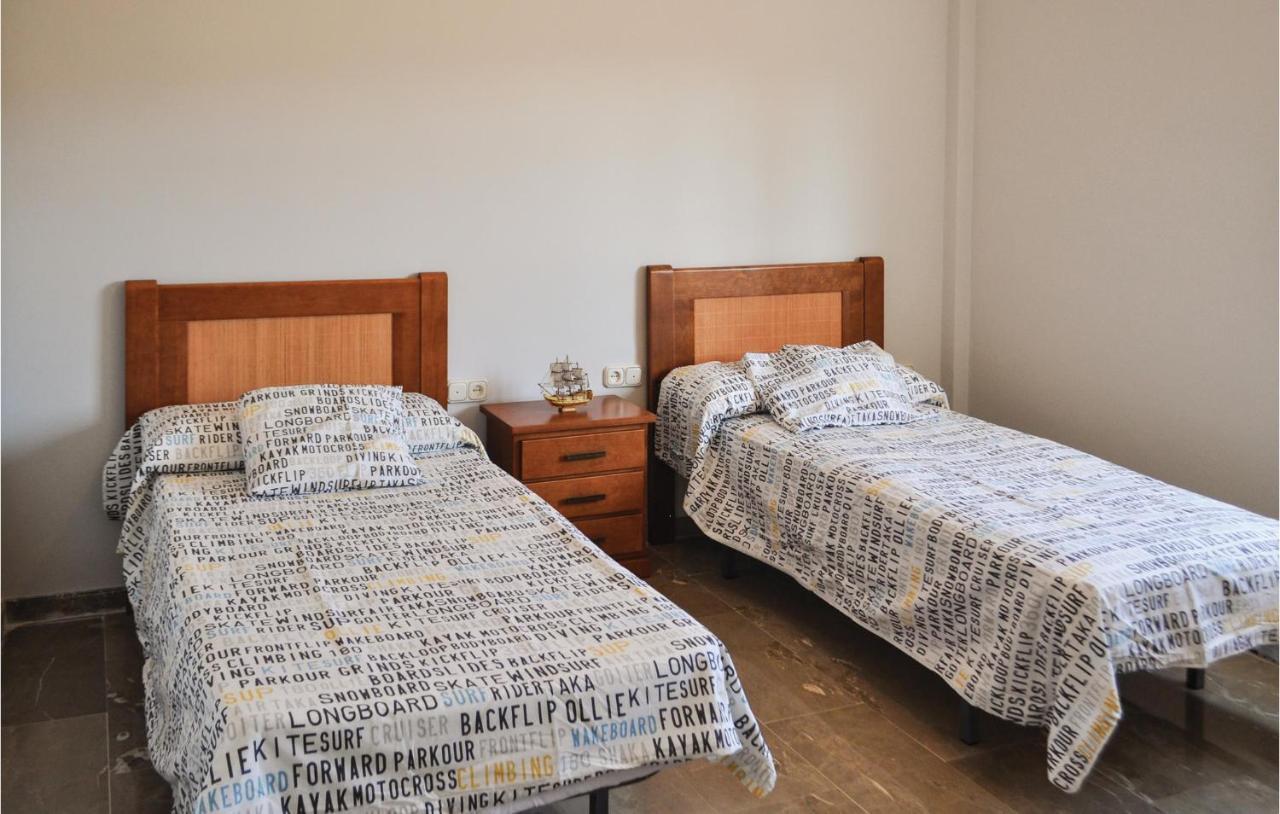 Cozy Home In Olivares With Outdoor Swimming Pool Esterno foto